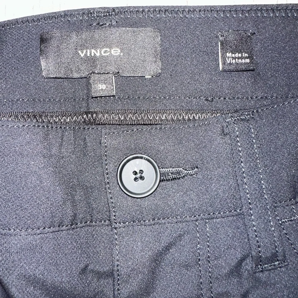 Vince Black Straight Jeans Timeless Style